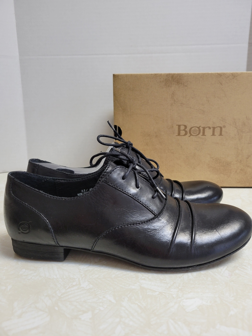 Born Women's Black Leather Devon